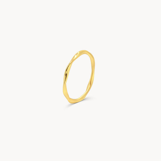 Dainty Twist Ring